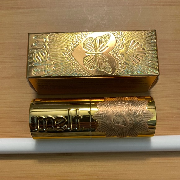 Melt Cosmetics lip bundle (Limited Edition) - Picture 2 of 7